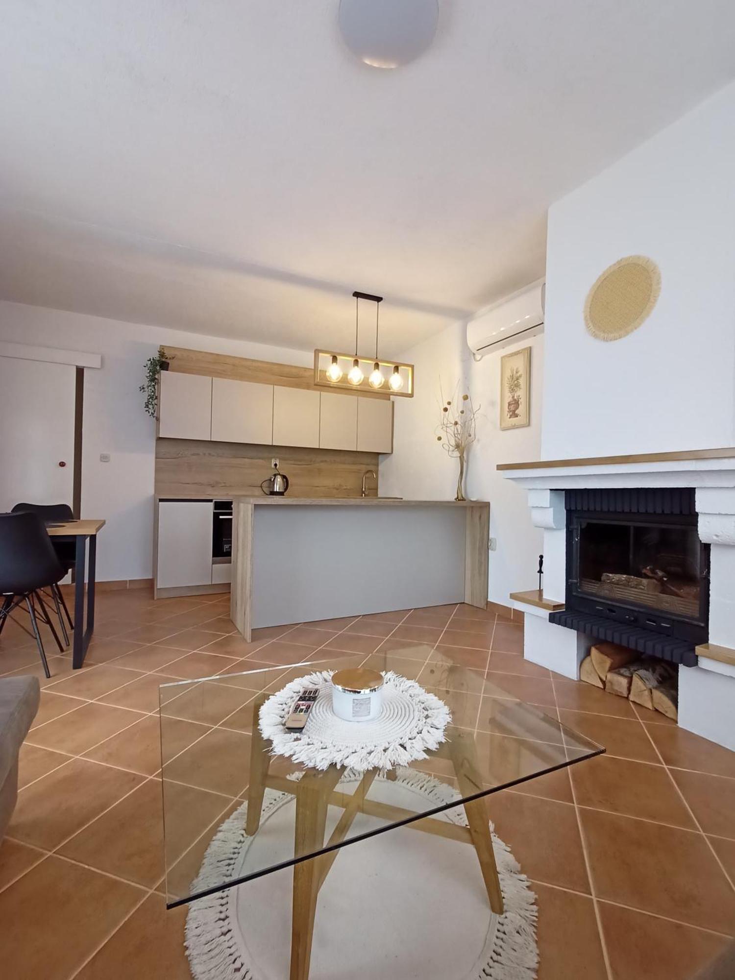 Village Apartment Zagvozd 外观 照片